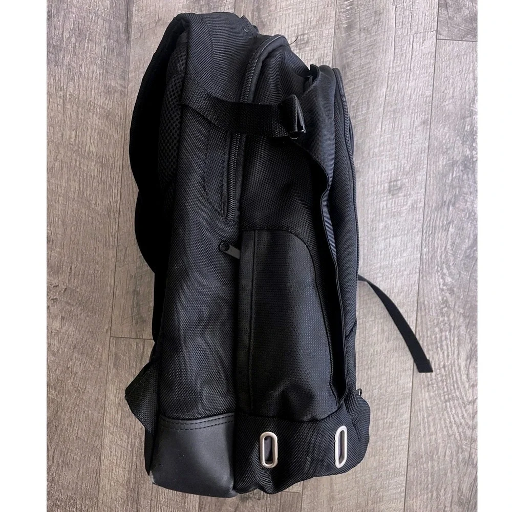 HP Business‎ Laptop Backpack Black Tech Commuter Bag with Padded Sleeve